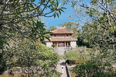 Tour Di Sản Miền Trung | Đà Nẵng - Sơn Trà - Hội An - Bà Nà - Huế - La Vang - Động Phong Nha 5 Ngày